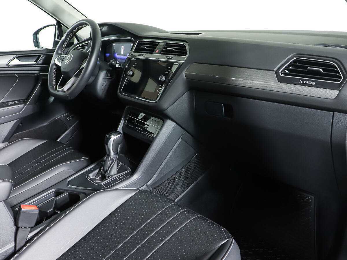 Купить Volkswagen Tiguan с пробегом. Фото: #8