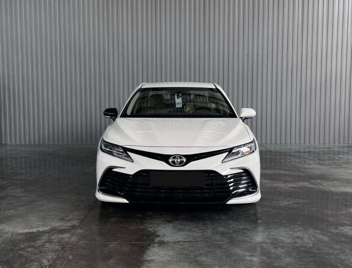 Купить Toyota Camry с пробегом. Фото: #1