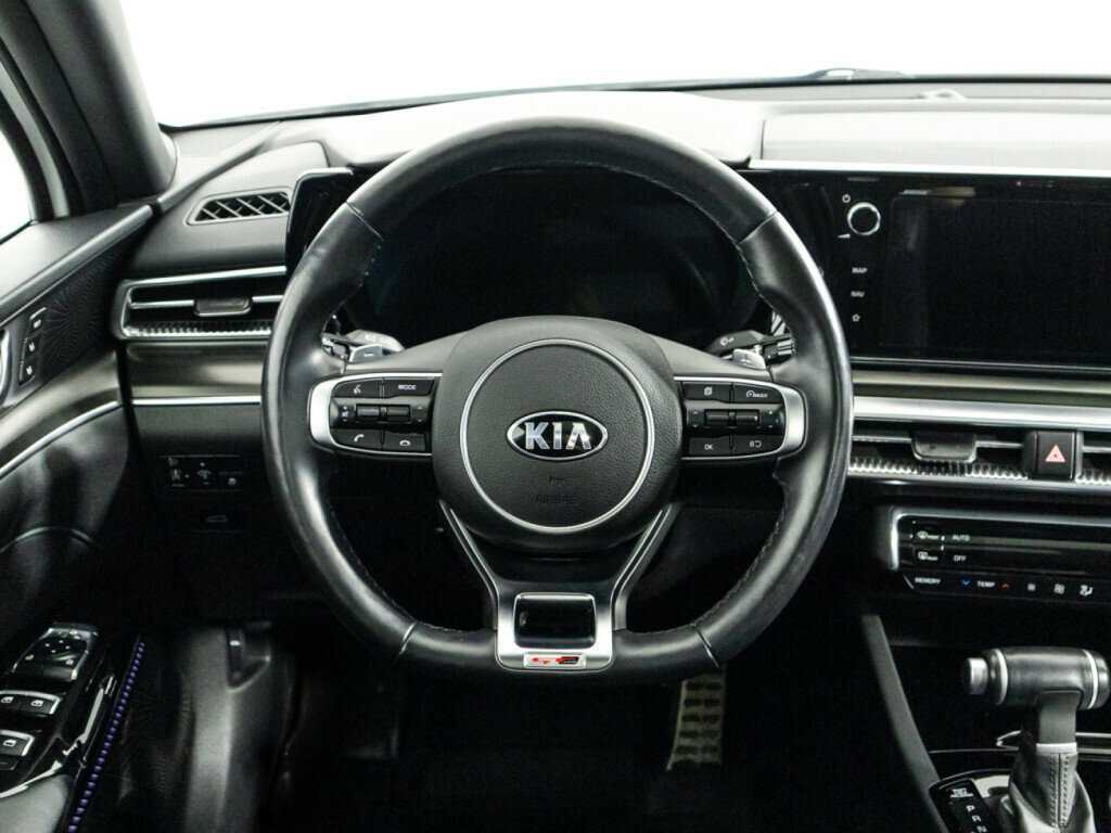 Купить Kia K5 с пробегом. Фото: #21