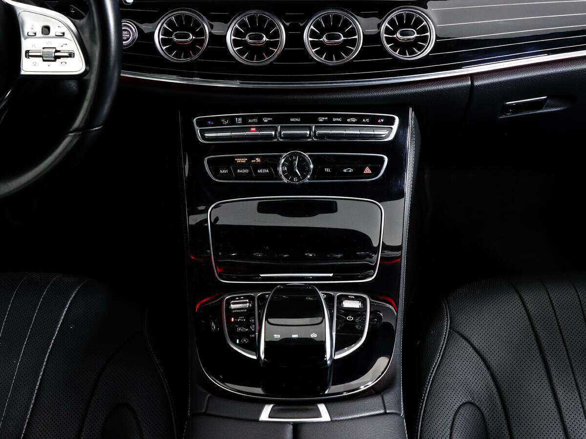 Купить Mercedes-Benz CLS с пробегом. Фото: #17