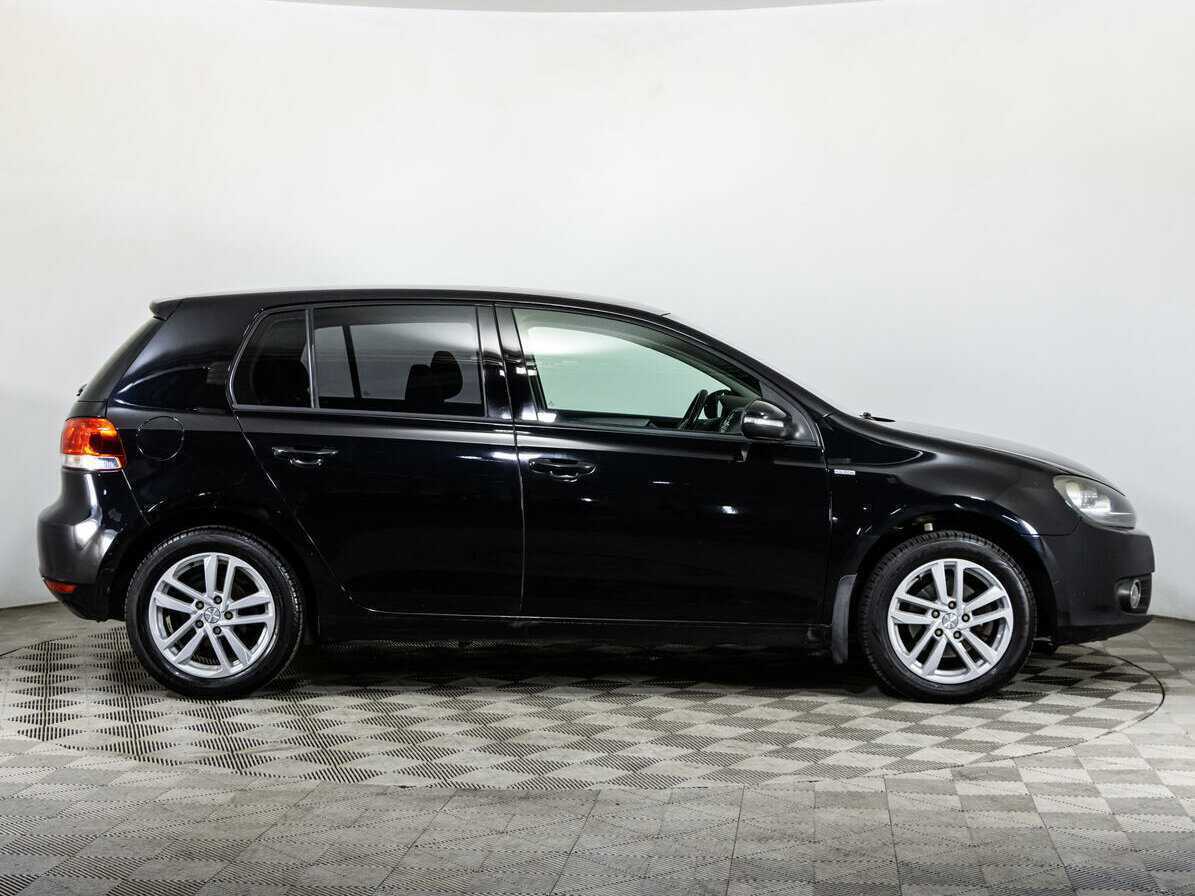 Купить Volkswagen Golf с пробегом. Фото: #3