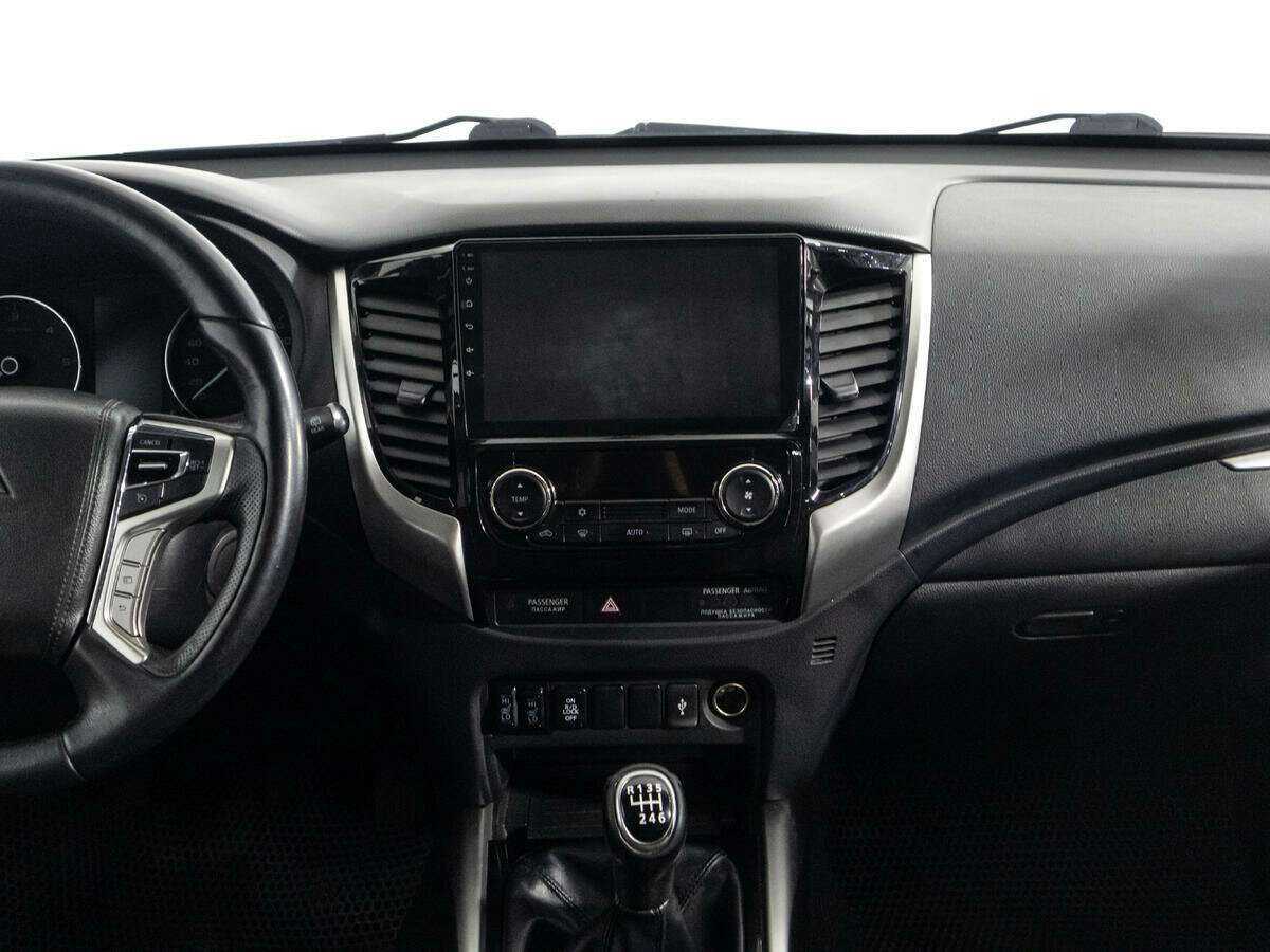 Купить Mitsubishi Pajero Sport с пробегом. Фото: #13