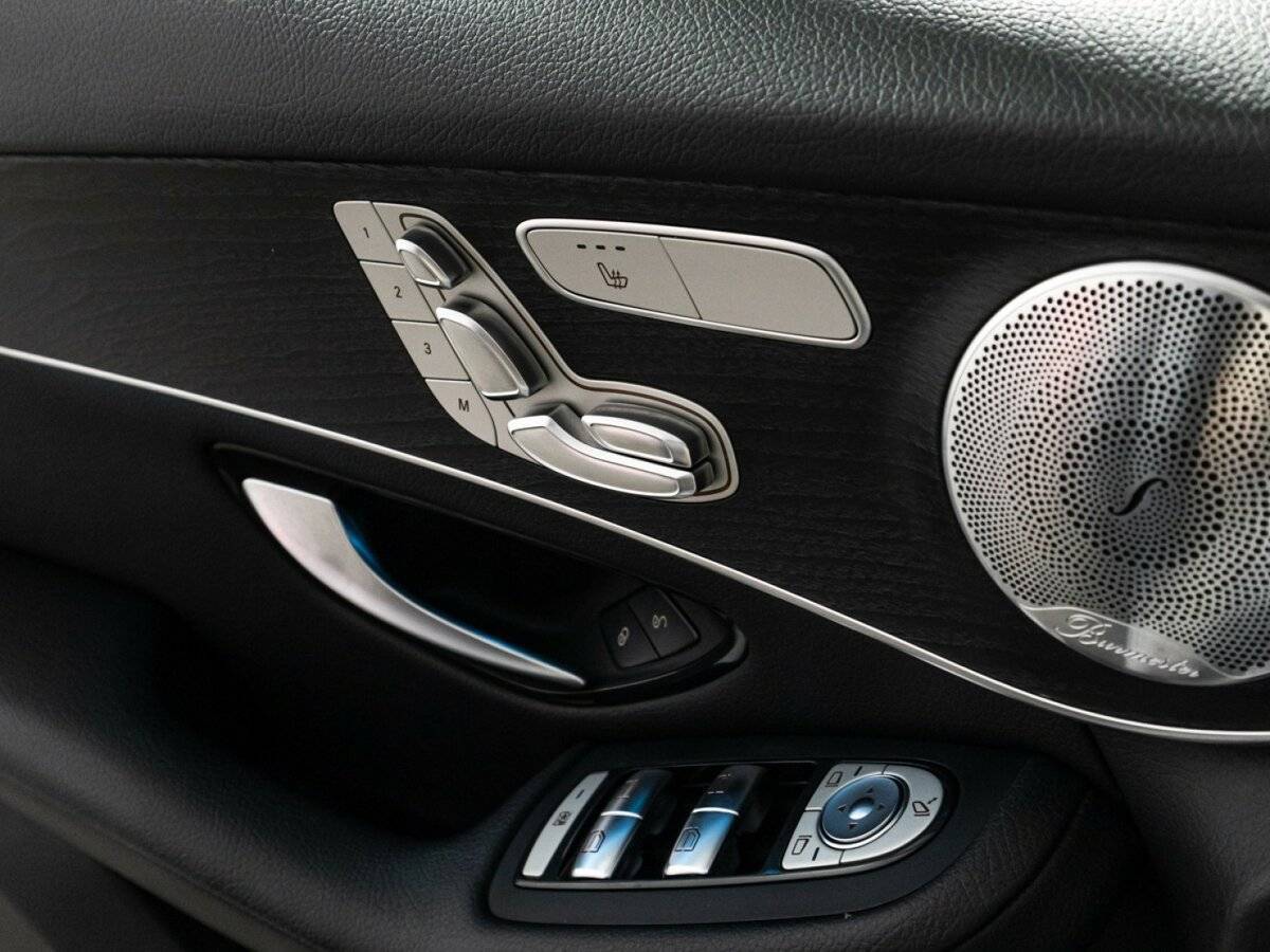 Купить Mercedes-Benz GLC с пробегом. Фото: #17