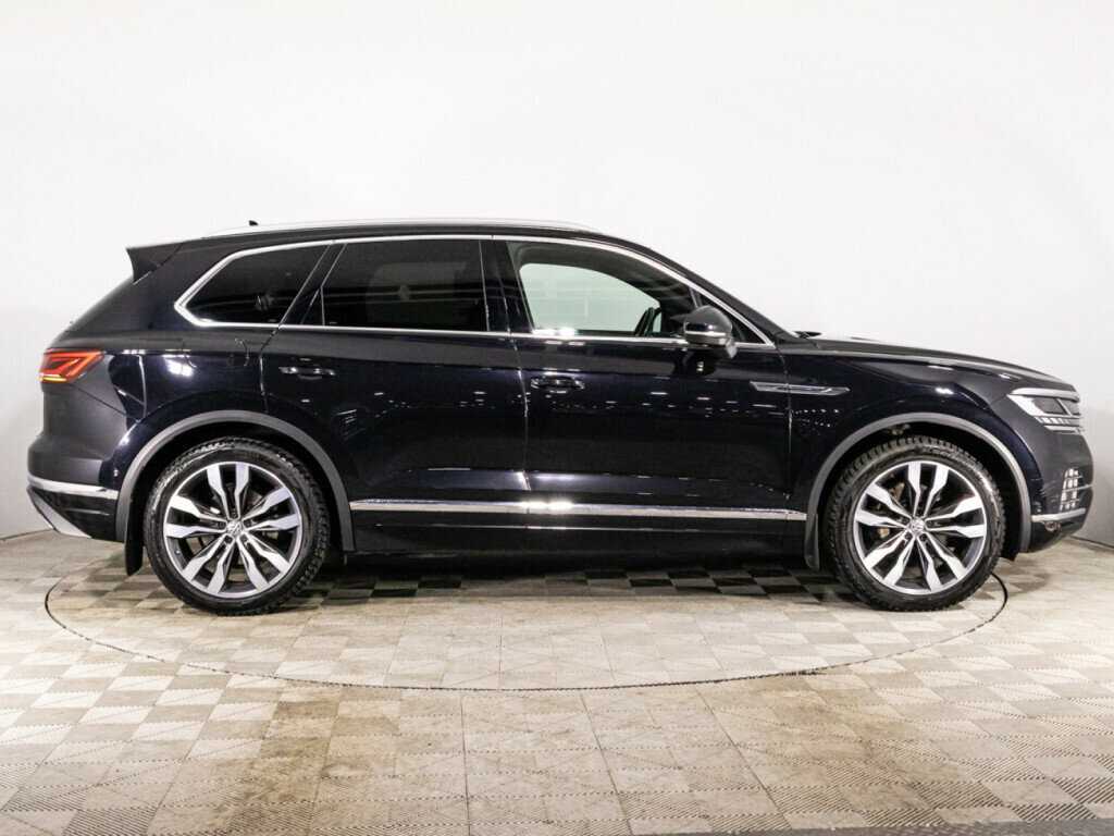 Купить Volkswagen Touareg с пробегом. Фото: #3