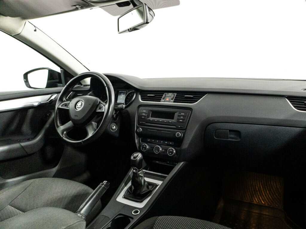 Купить Skoda Octavia с пробегом. Фото: #8