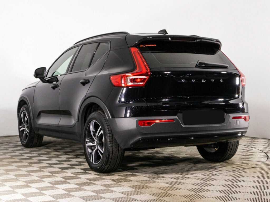 Купить Volvo XC40 с пробегом. Фото: #6