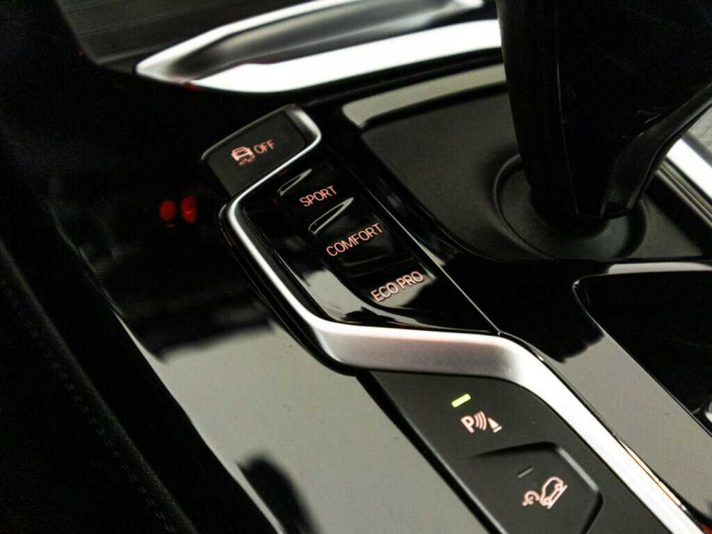 Купить BMW X4 с пробегом. Фото: #22