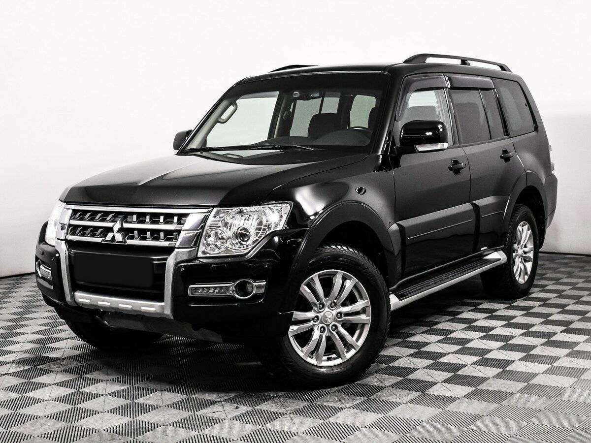 Купить Mitsubishi Pajero с пробегом. Посмотреть фото