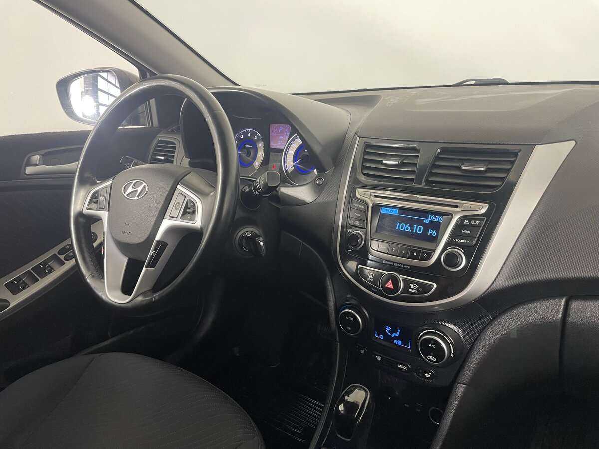 Купить Hyundai Solaris с пробегом. Фото: #10