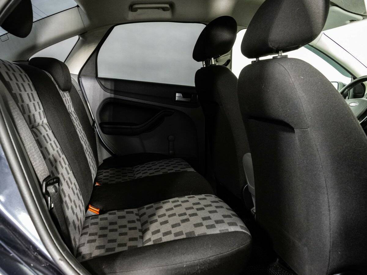 Купить Ford Focus с пробегом. Фото: #12