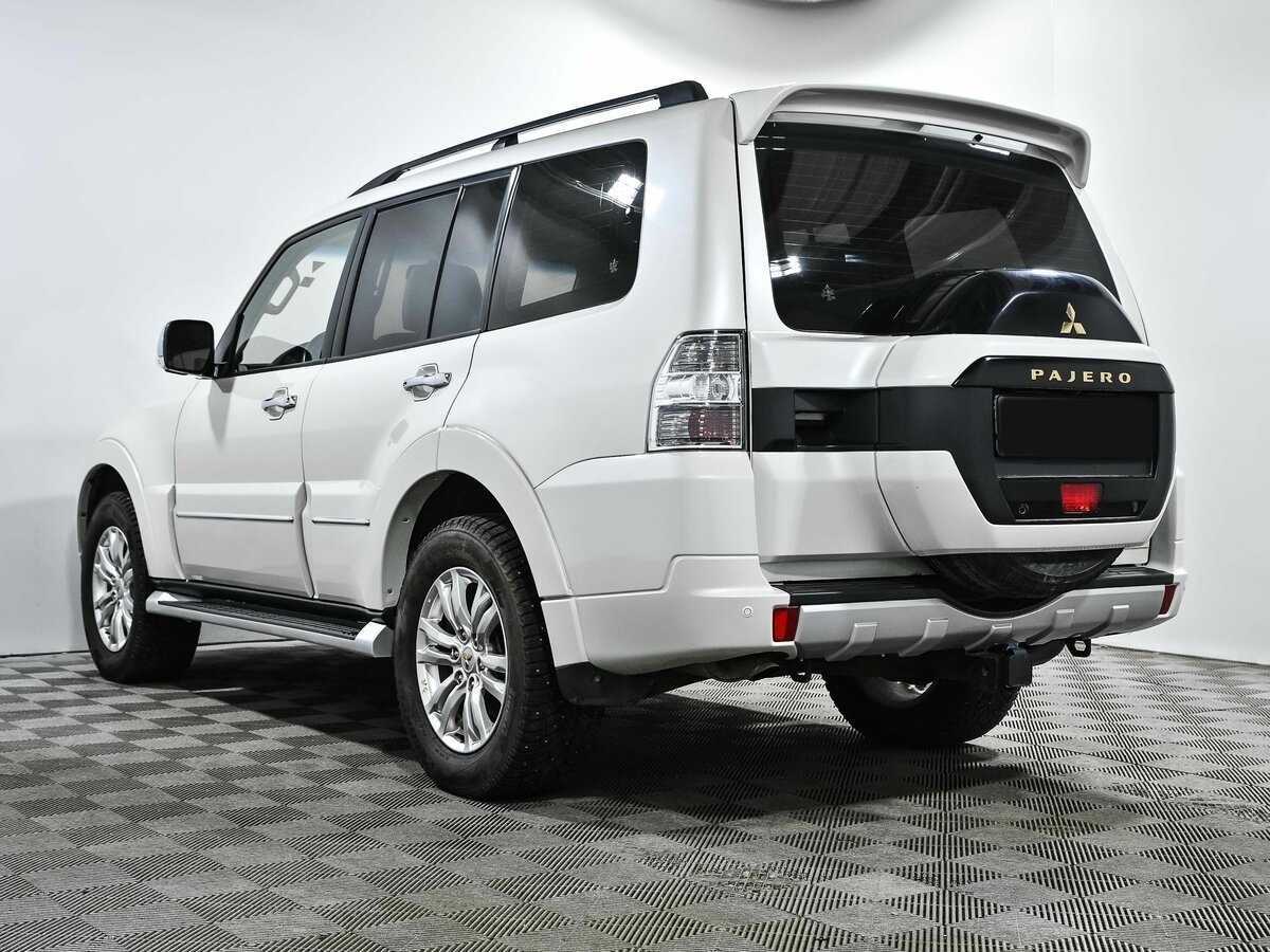 Купить Mitsubishi Pajero с пробегом. Фото: #5