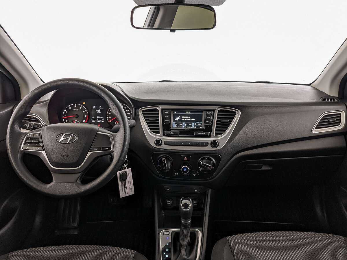Купить Hyundai Solaris с пробегом. Фото: #13