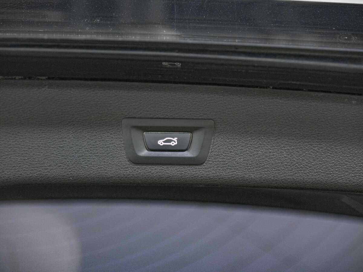 Купить BMW X3 с пробегом. Фото: #23