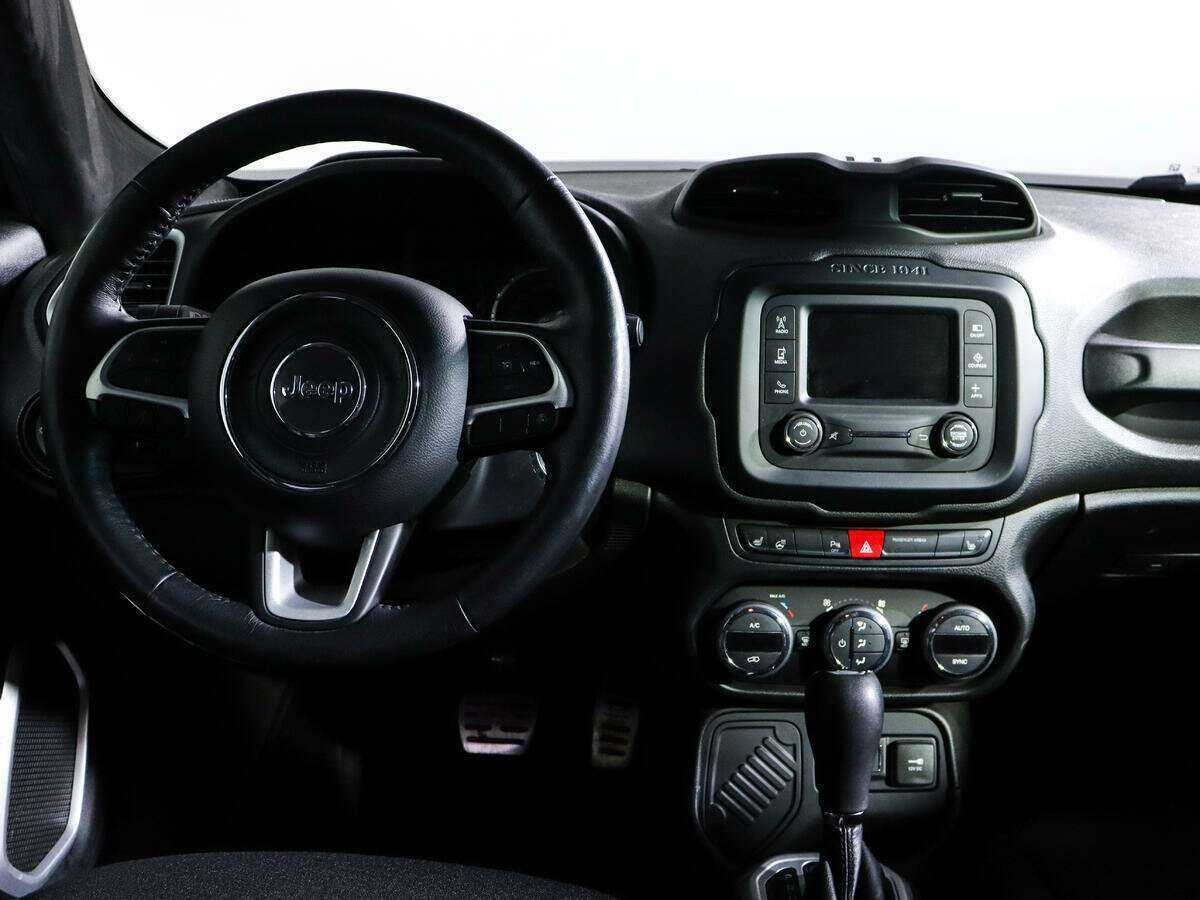 Купить Jeep Renegade с пробегом. Фото: #10
