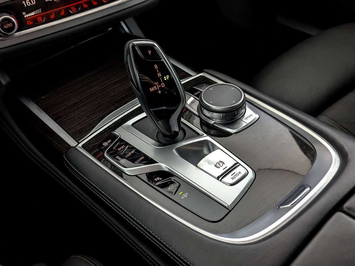 Купить BMW 7 серии с пробегом. Фото: #15