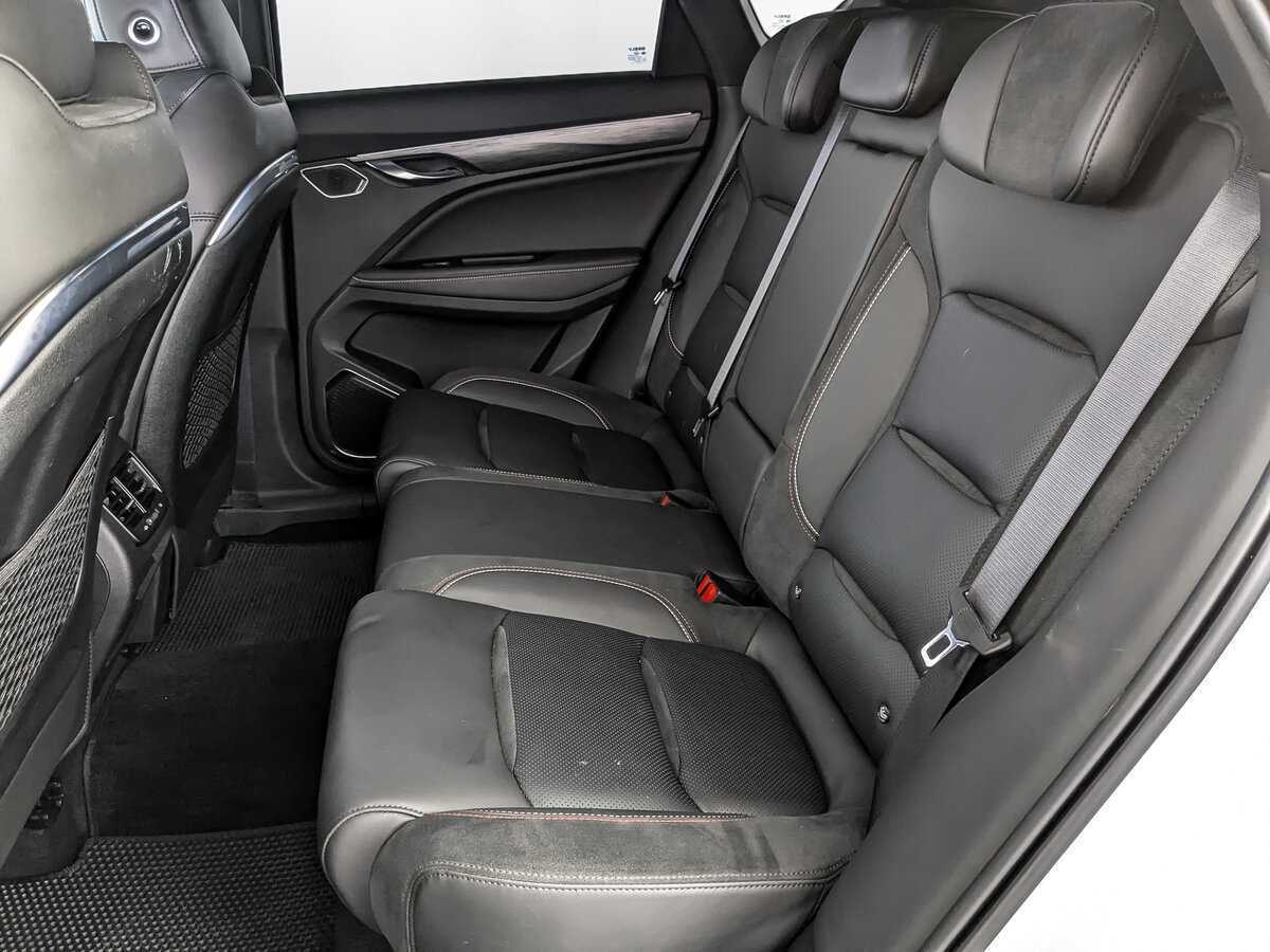 Купить Geely Tugella с пробегом. Фото: #13