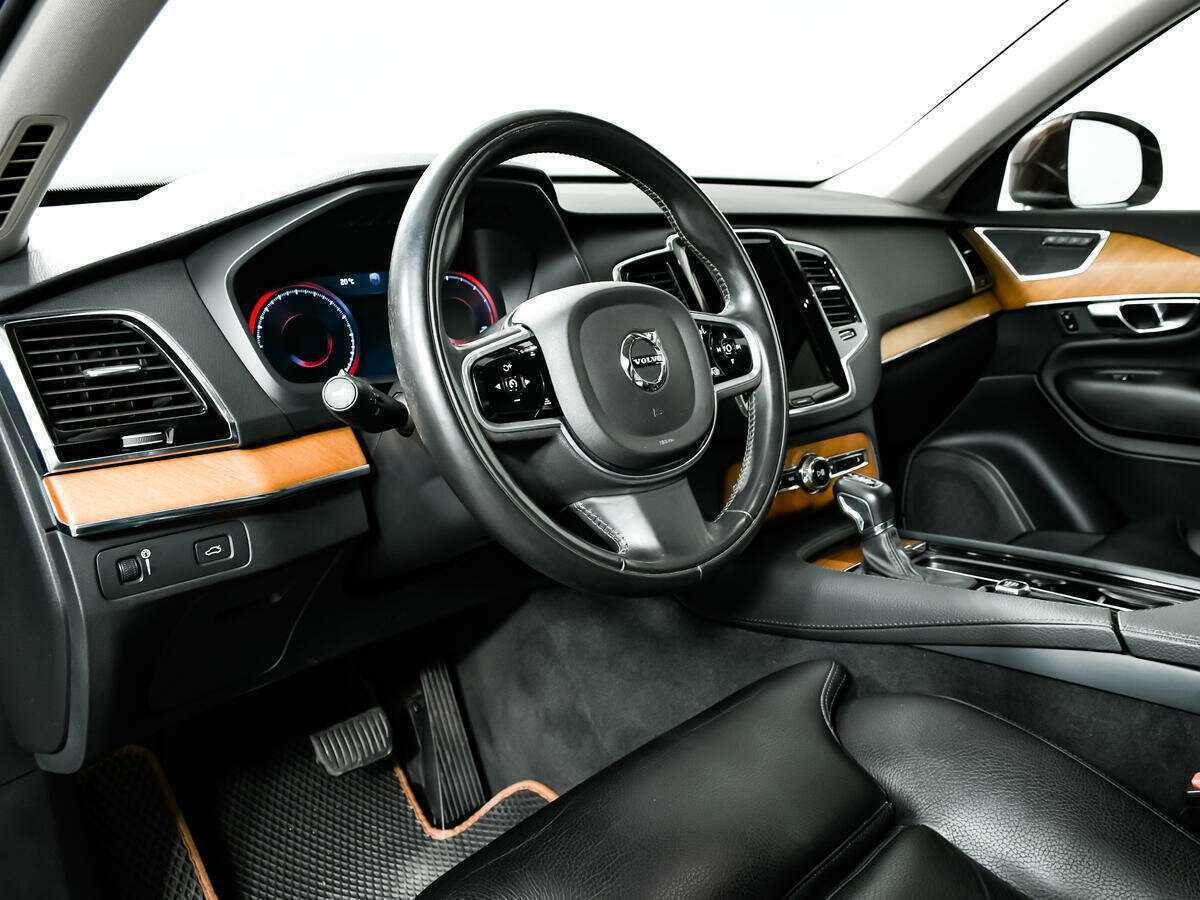 Купить Volvo XC90 с пробегом. Фото: #12