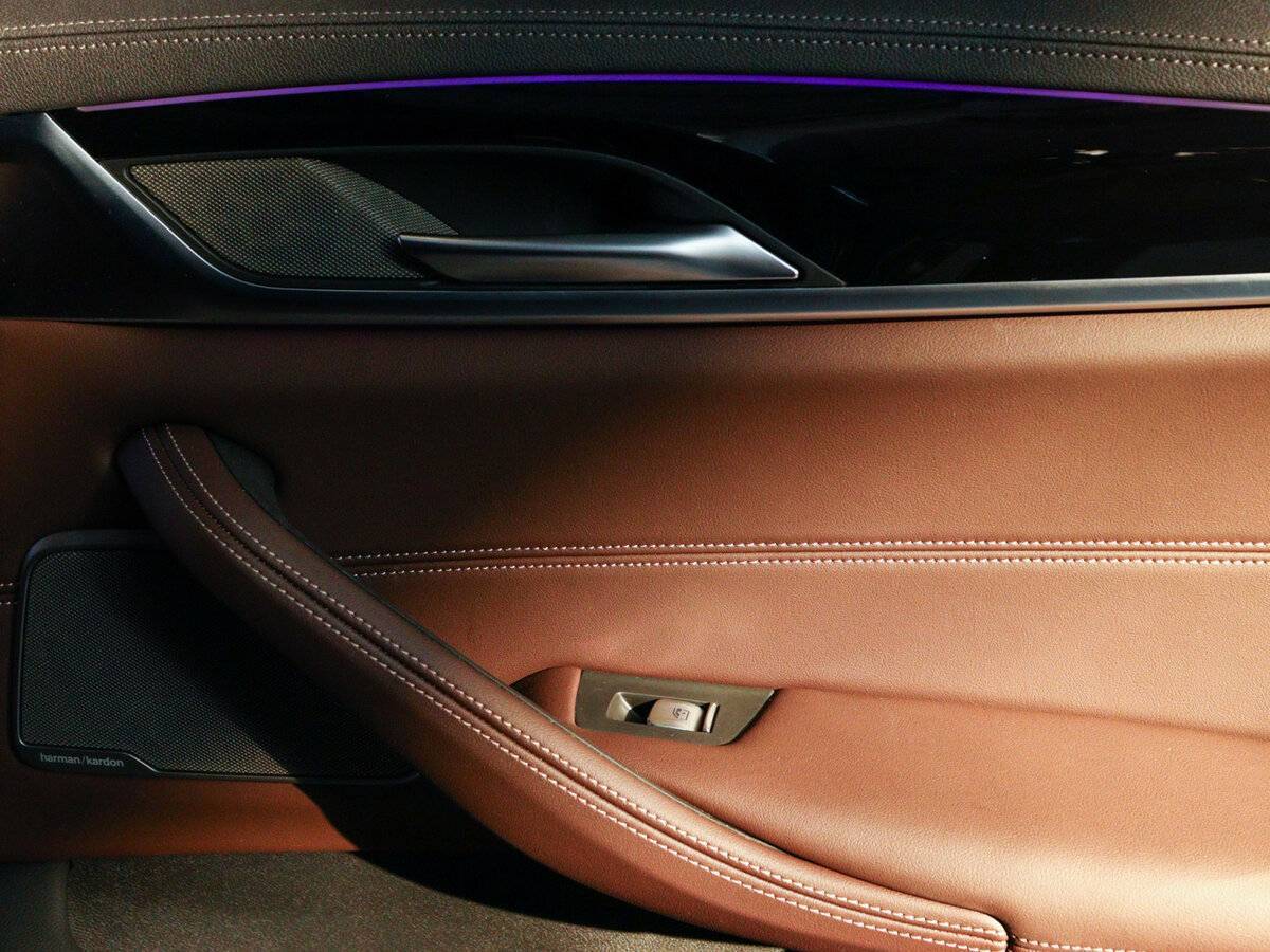 Купить BMW 5 серии с пробегом. Фото: #21