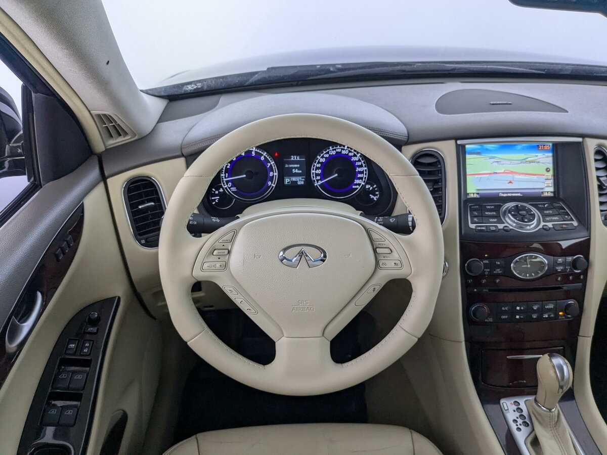 Купить Infiniti QX50 с пробегом. Фото: #18