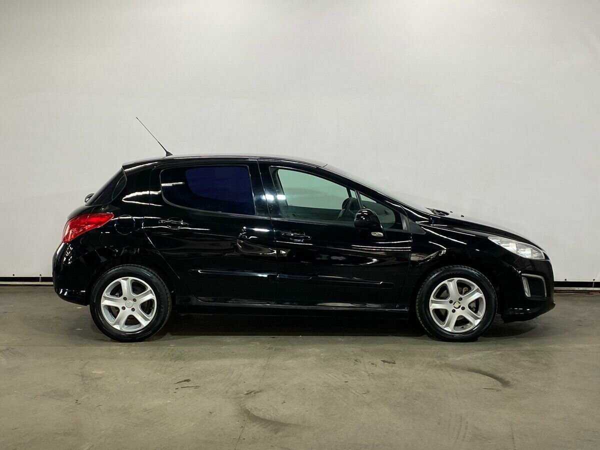 Купить Peugeot 308 с пробегом. Фото: #3
