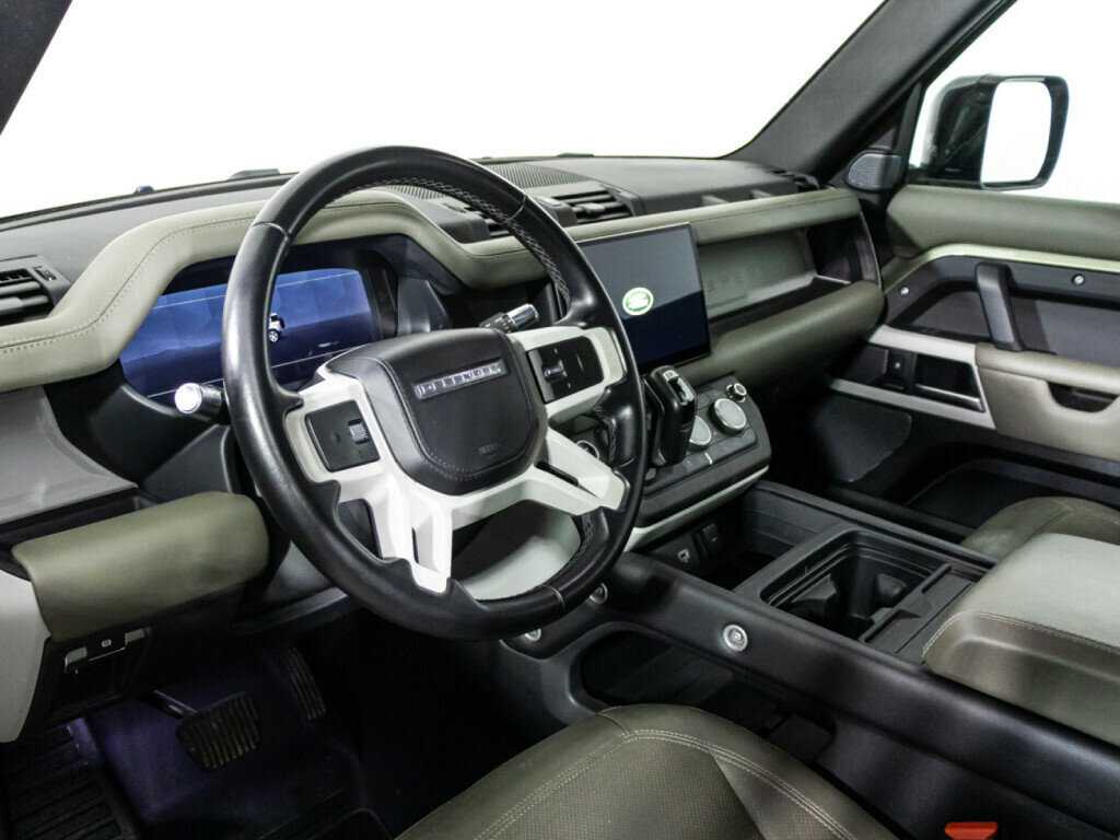 Купить Land Rover Defender с пробегом. Фото: #8