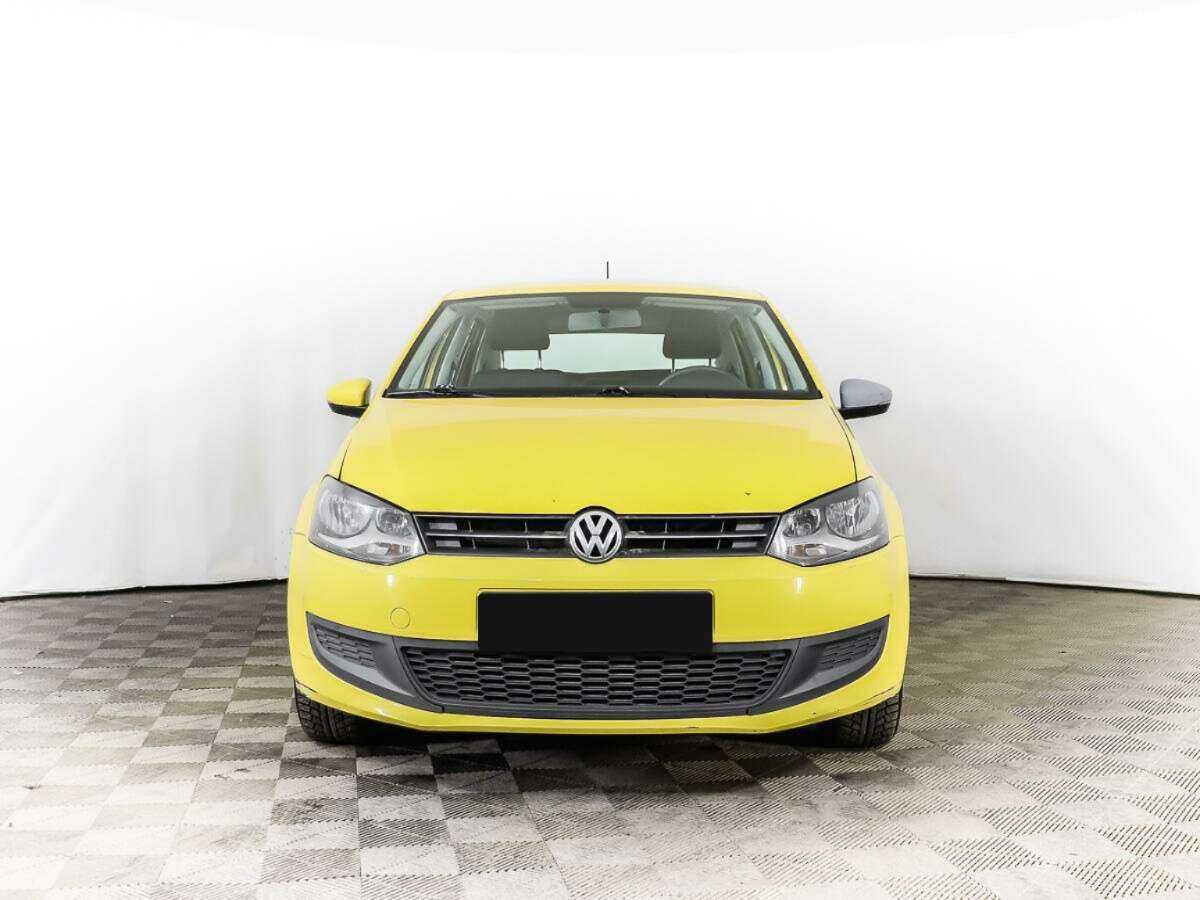 Купить Volkswagen Polo с пробегом. Фото: #1