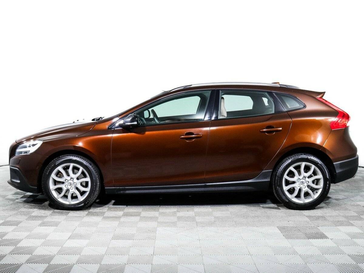 Купить Volvo V40 Cross Country с пробегом. Фото: #7