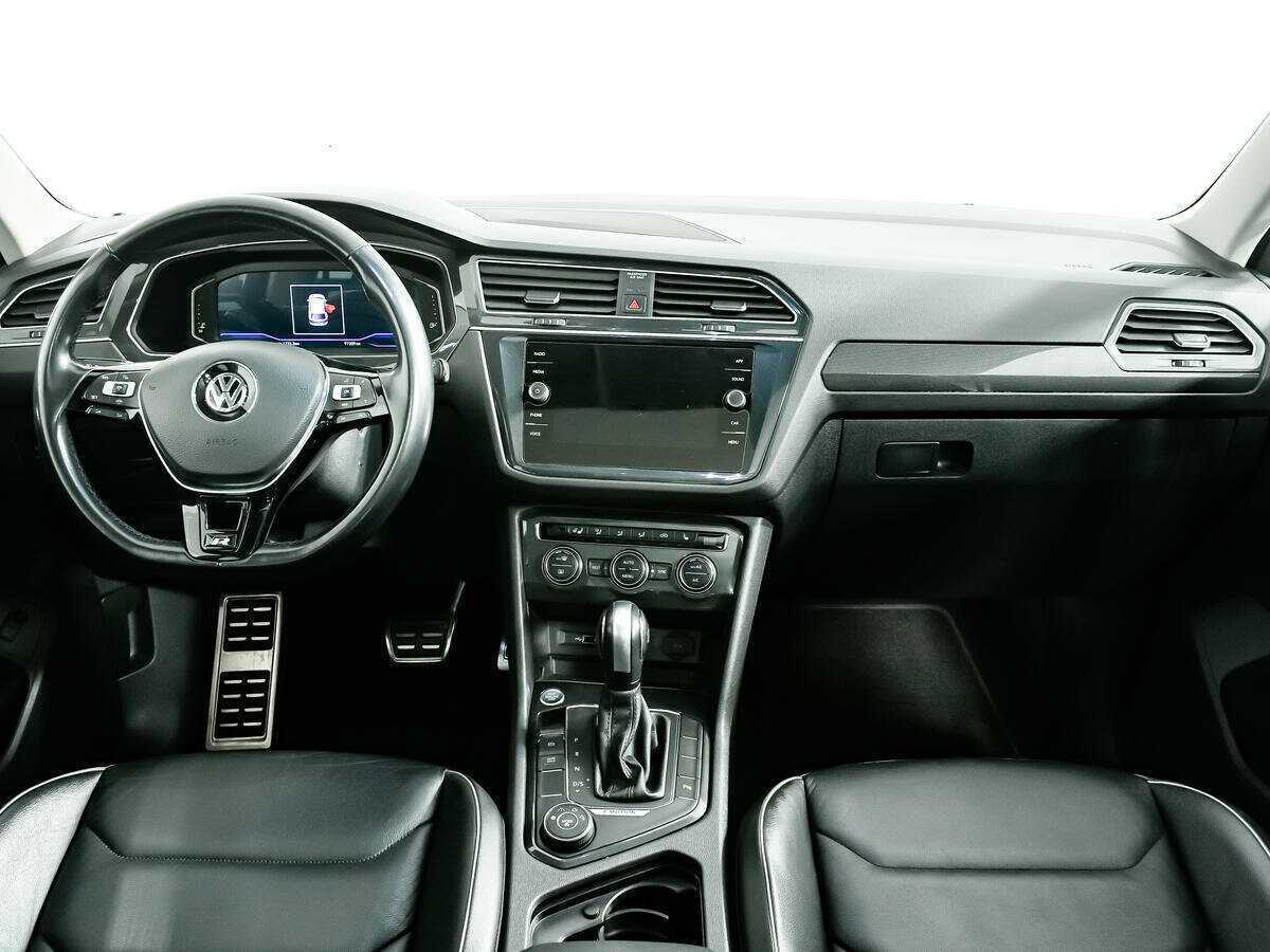 Купить Volkswagen Tiguan с пробегом. Фото: #10
