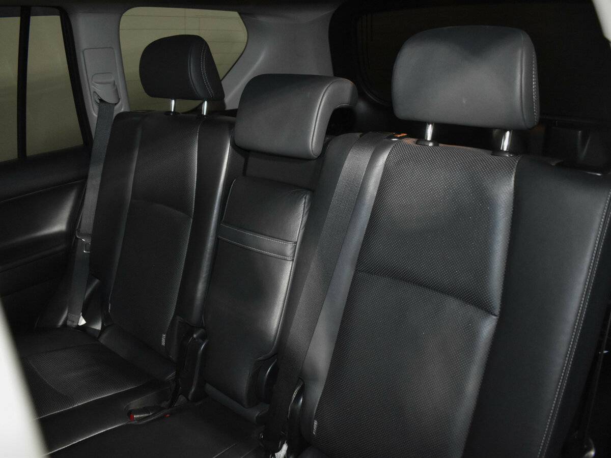 Купить Toyota Land Cruiser Prado с пробегом. Фото: #10
