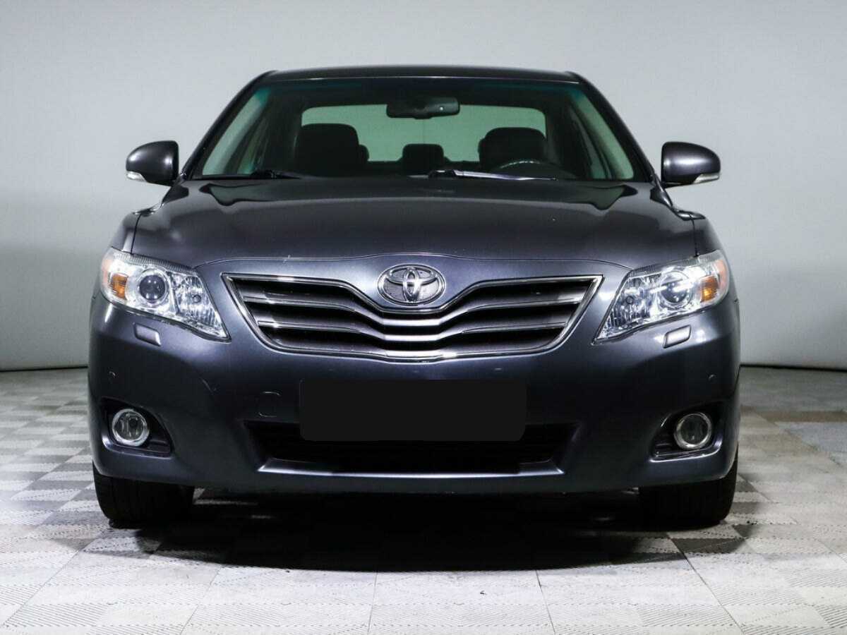 Купить Toyota Camry с пробегом. Фото: #1
