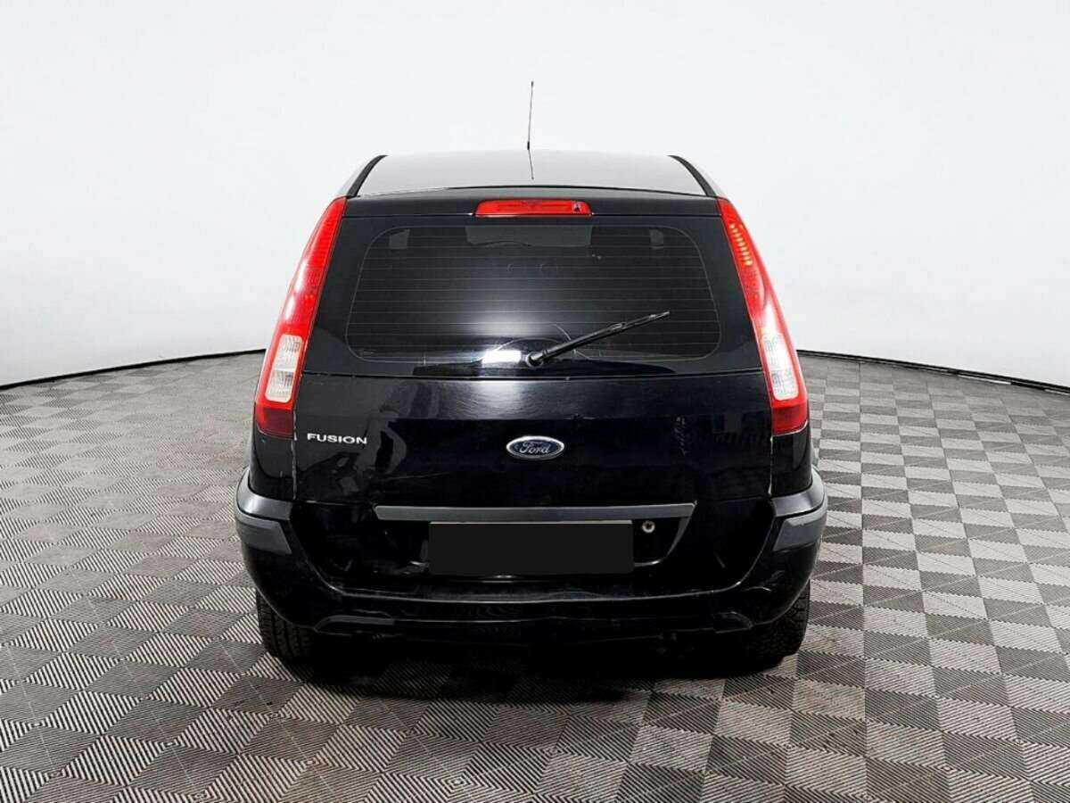 Купить Ford Fusion с пробегом. Фото: #5