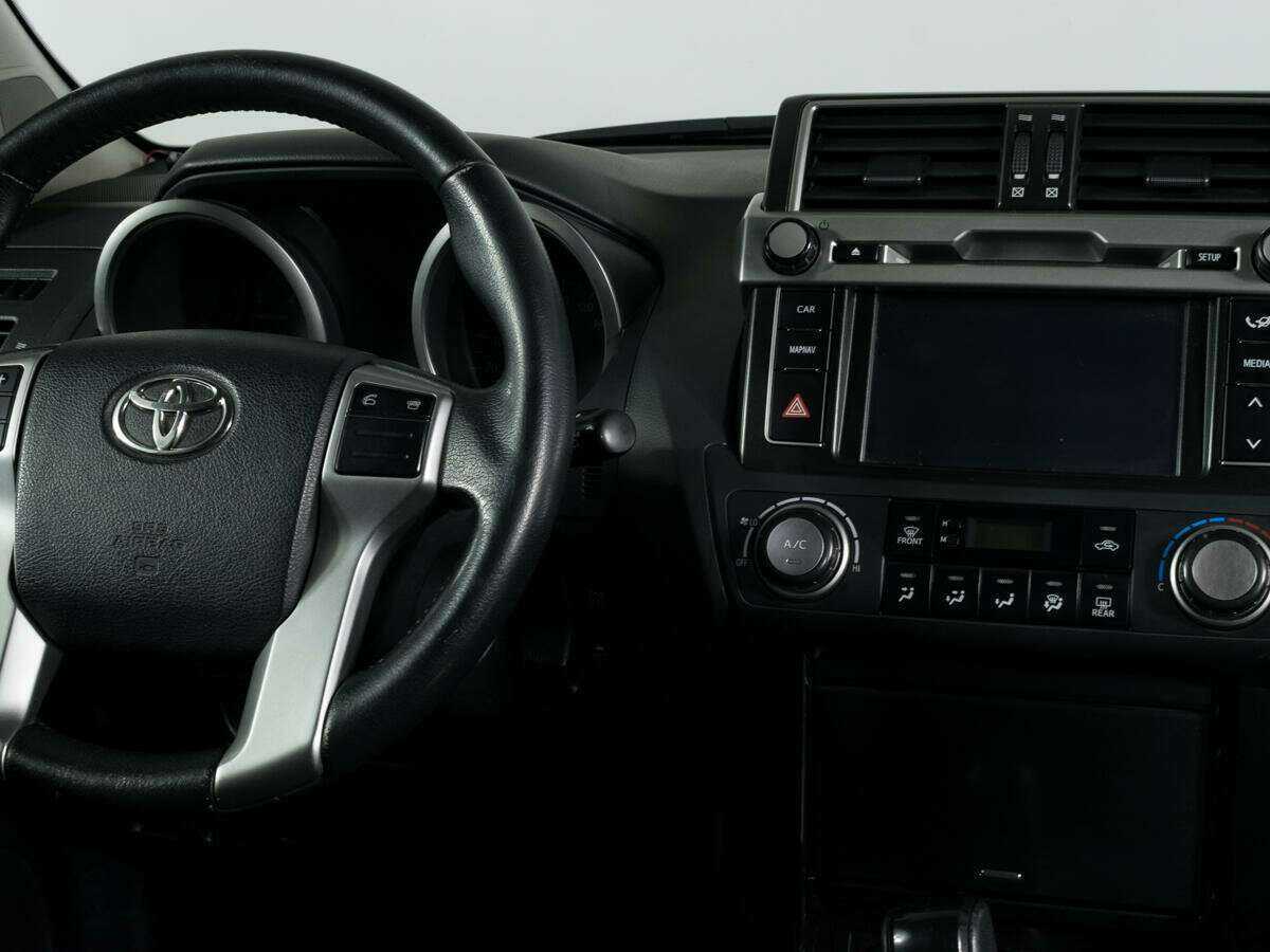 Купить Toyota Land Cruiser Prado с пробегом. Фото: #10