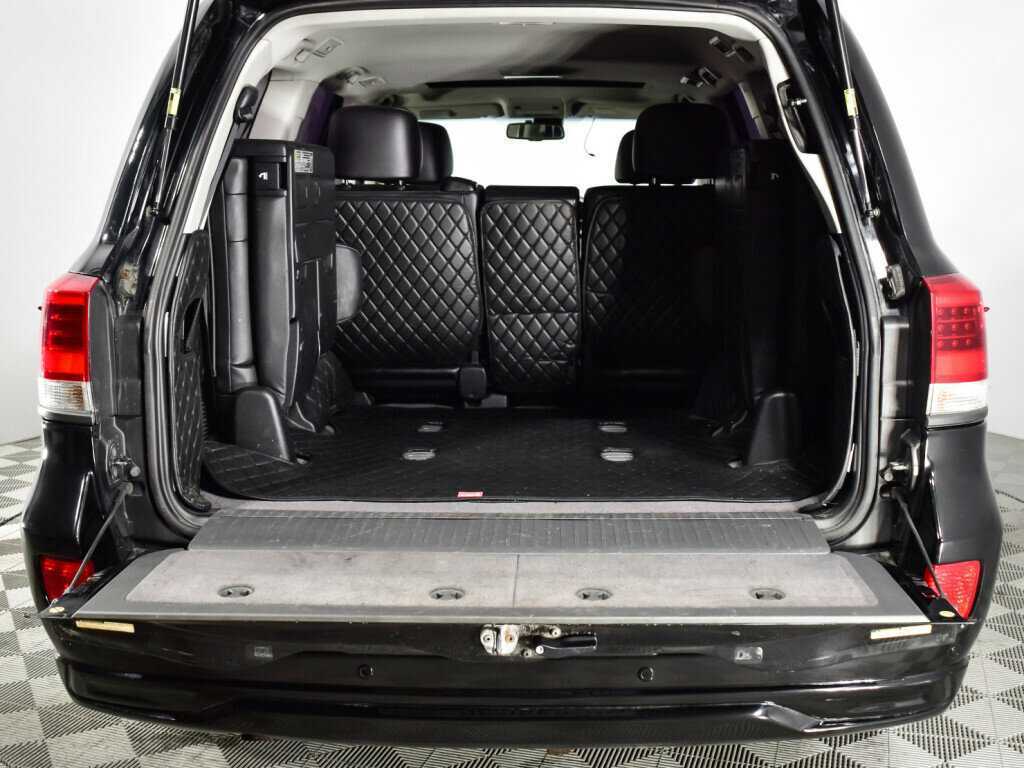Купить Toyota Land Cruiser с пробегом. Фото: #19