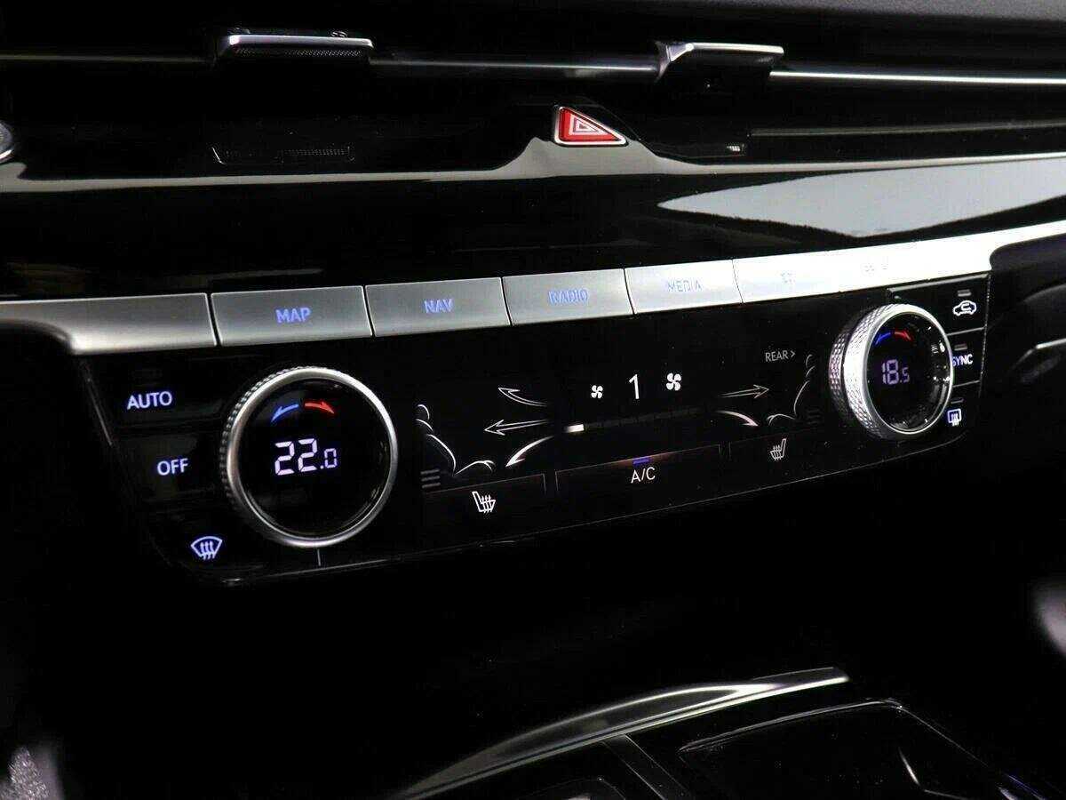 Купить Genesis G80 с пробегом. Фото: #19