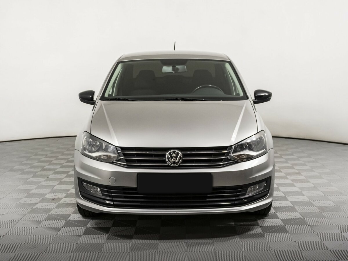 Купить Volkswagen Polo с пробегом. Фото: #1