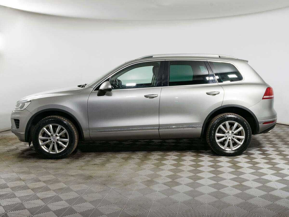 Купить Volkswagen Touareg с пробегом. Фото: #7