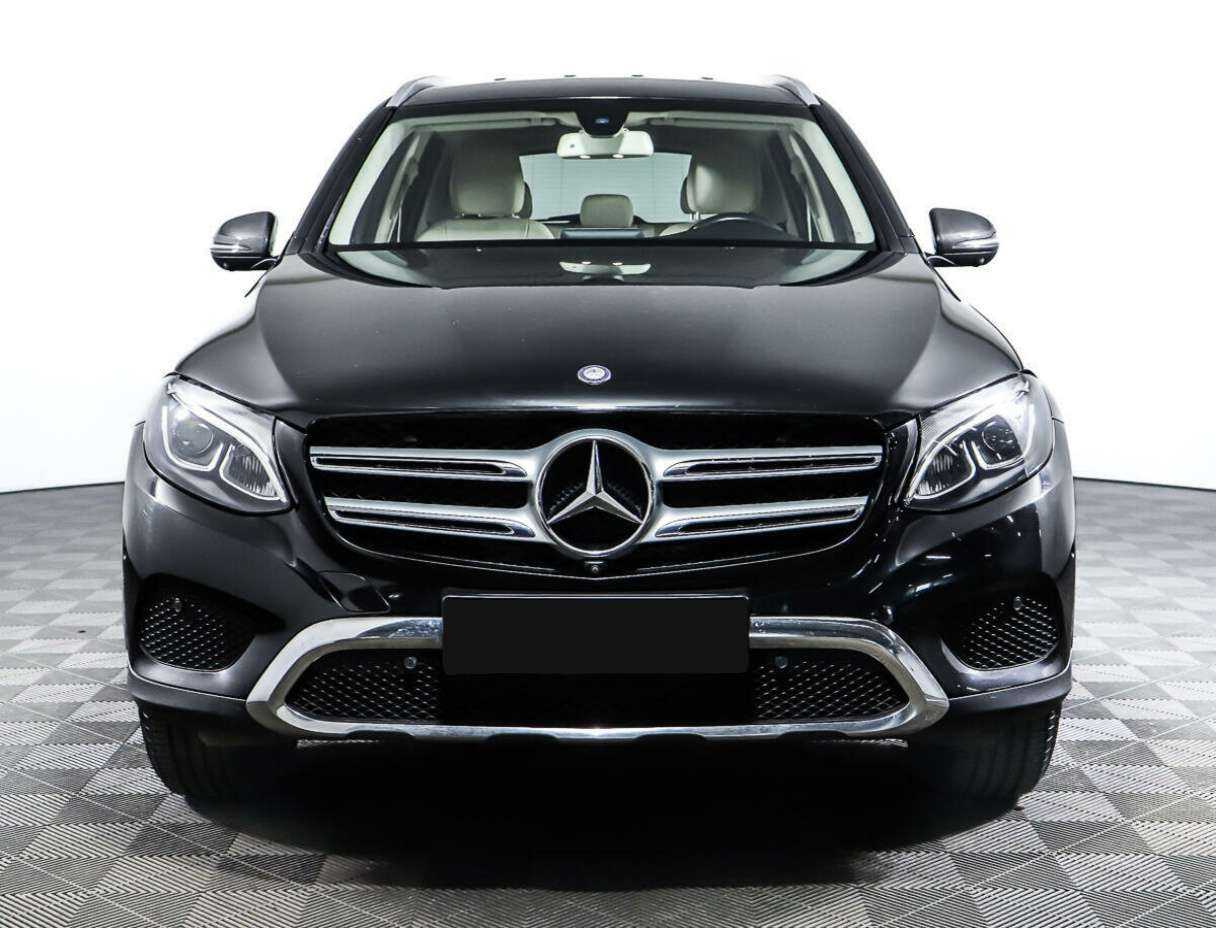 Купить Mercedes-Benz GLC с пробегом. Фото: #1
