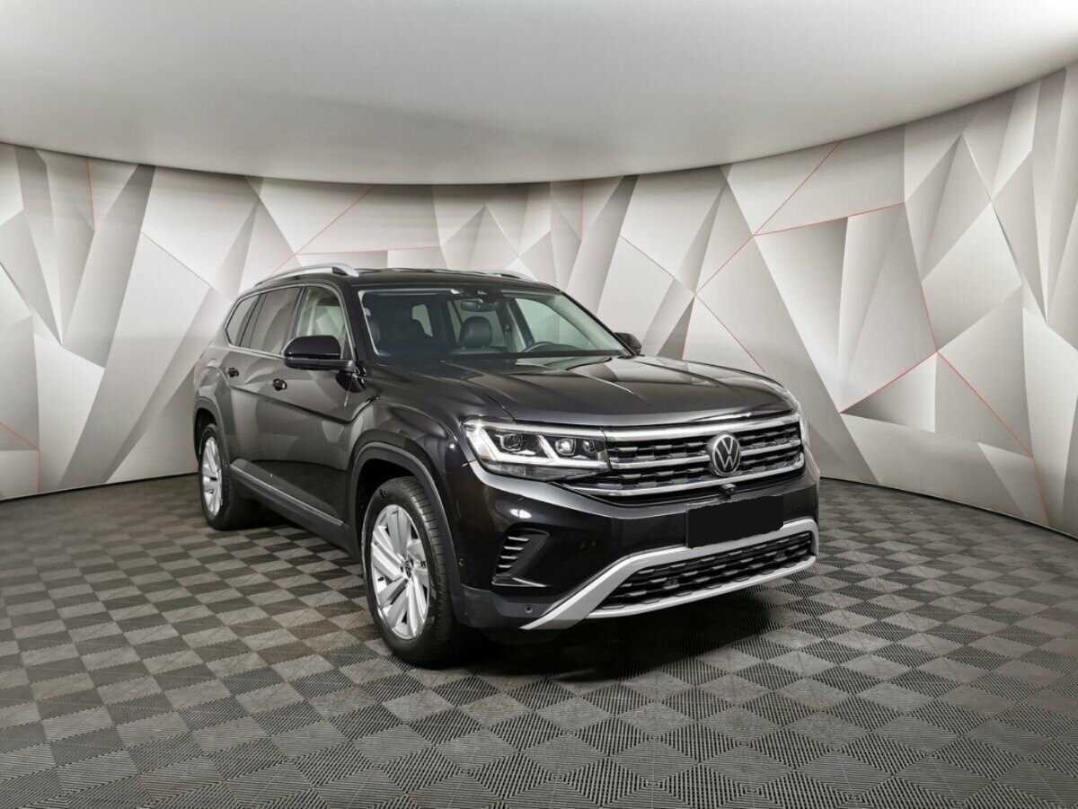 Купить Volkswagen Teramont с пробегом. Фото: #2