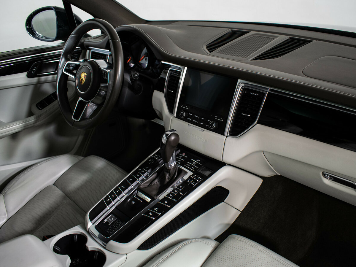 Купить Porsche Macan с пробегом. Фото: #10