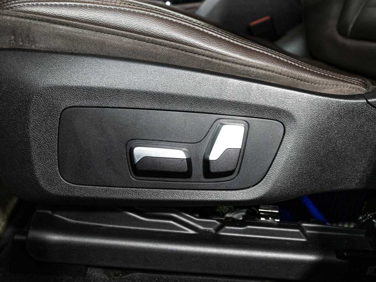 Купить BMW X4 с пробегом. Фото: #17