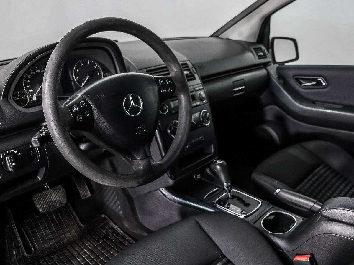 Купить Mercedes-Benz A-Класс с пробегом. Фото: #8