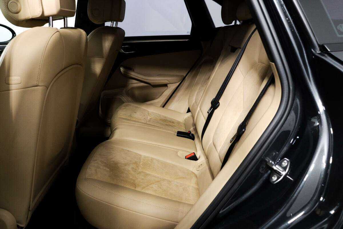 Купить Porsche Macan с пробегом. Фото: #11