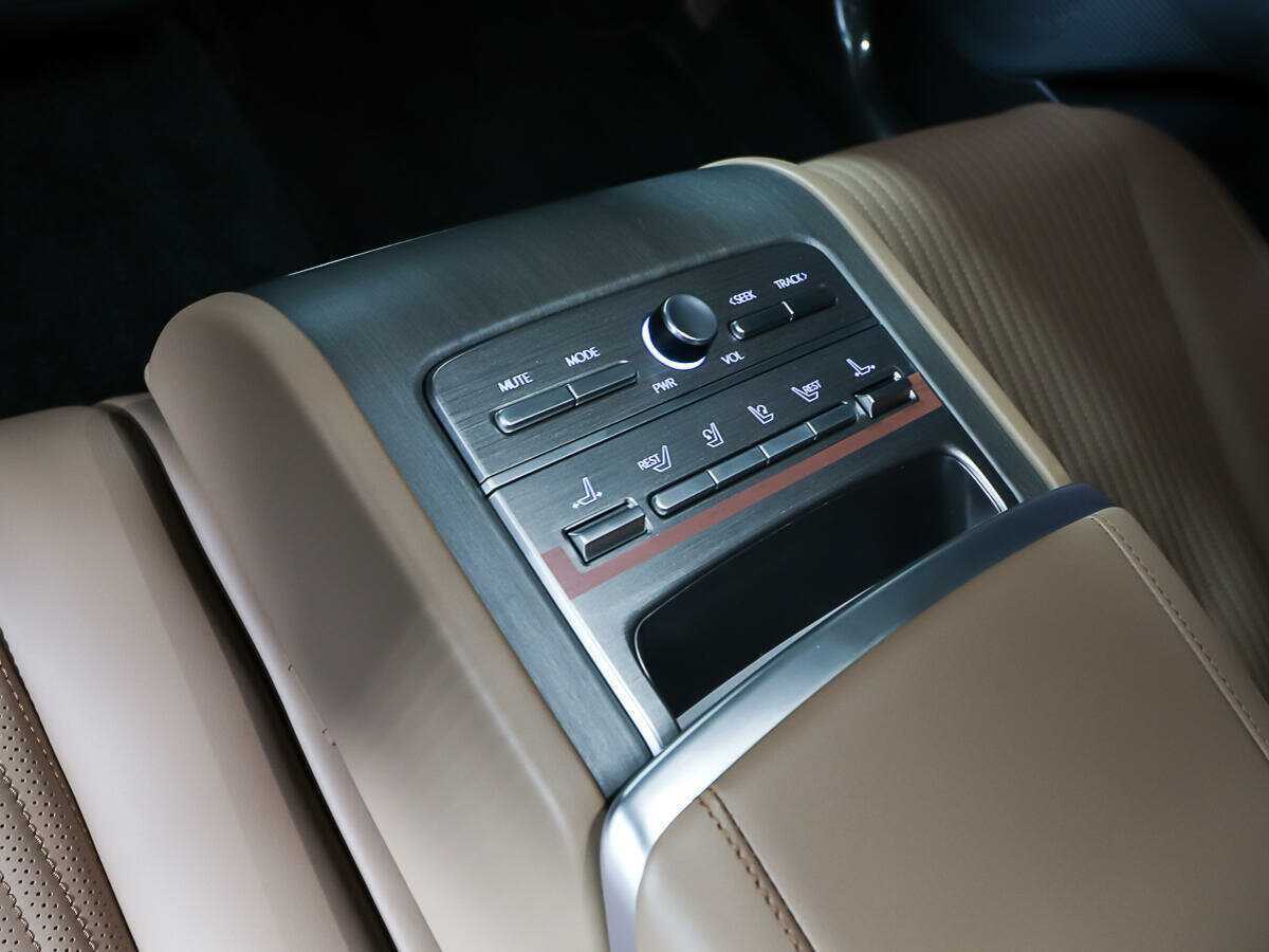 Купить Hyundai Grandeur с пробегом. Фото: #16