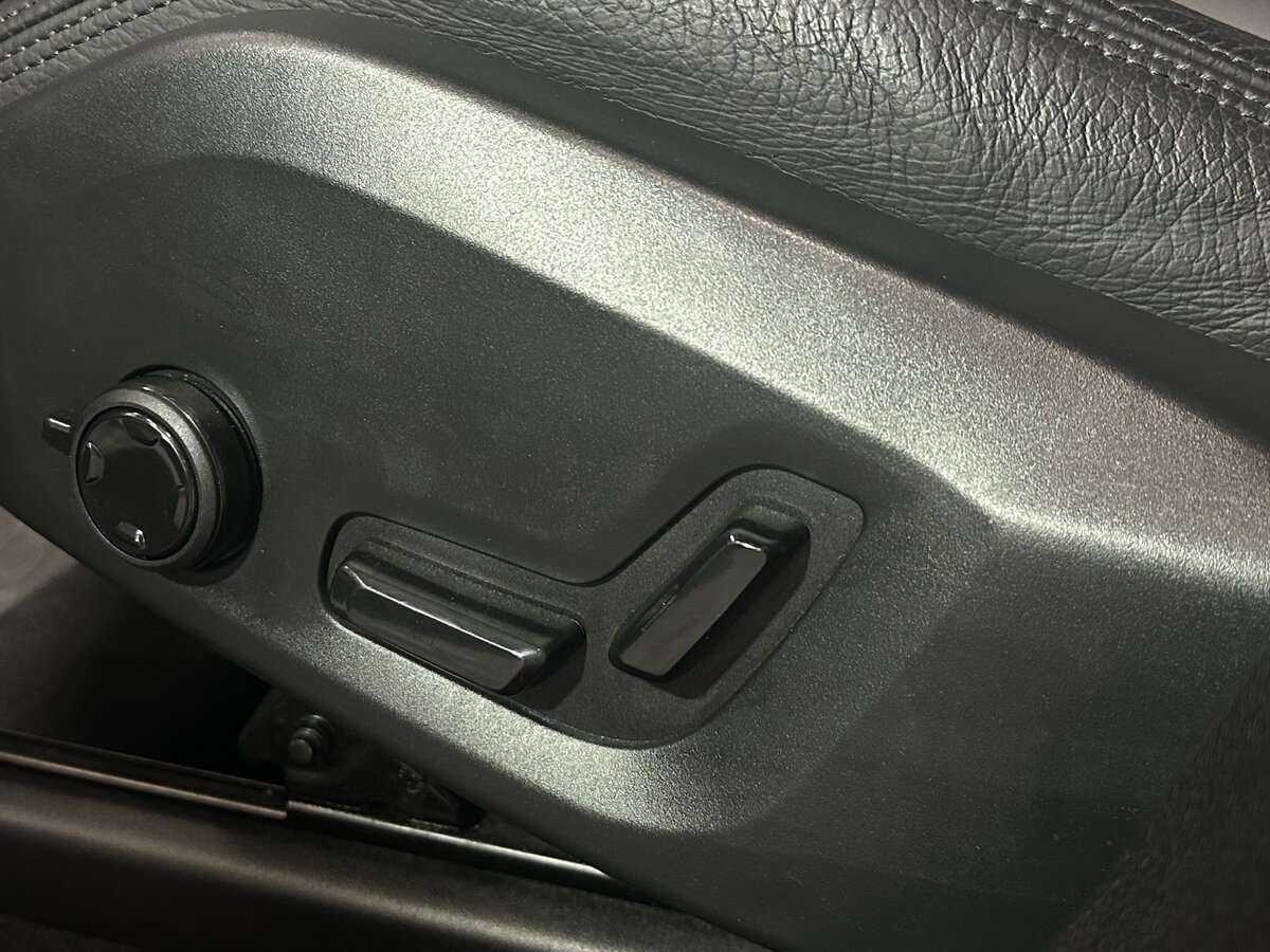 Купить Volvo XC60 с пробегом. Фото: #20
