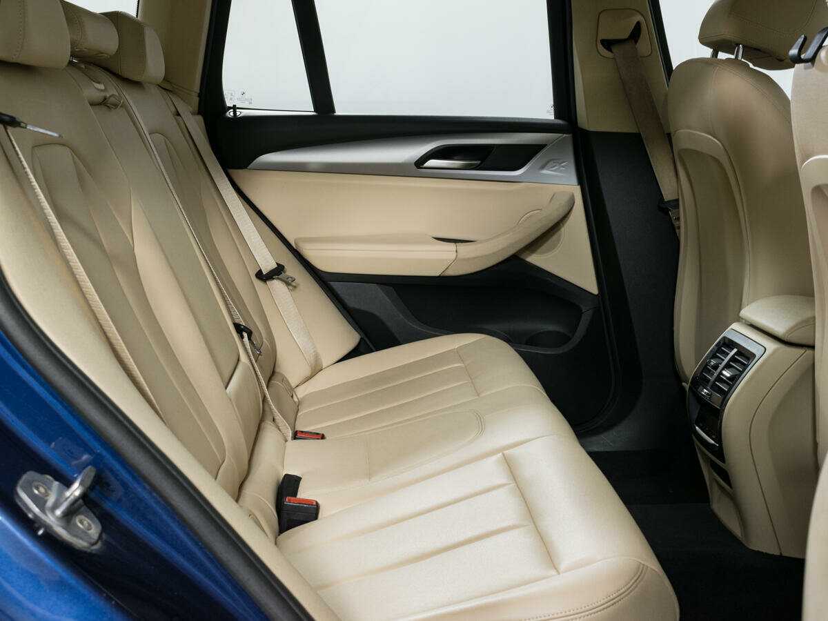 Купить BMW X3 с пробегом. Фото: #11