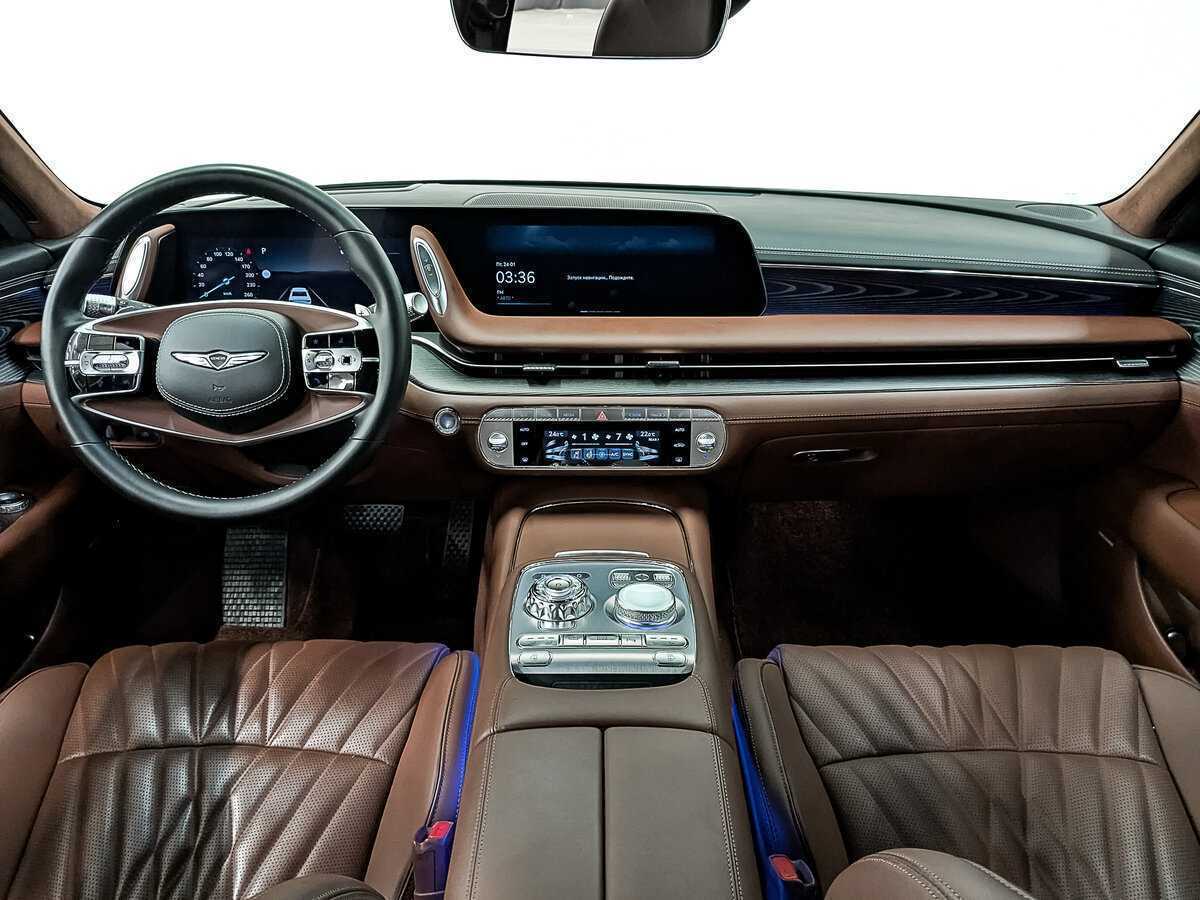 Купить Genesis G90 с пробегом. Фото: #13