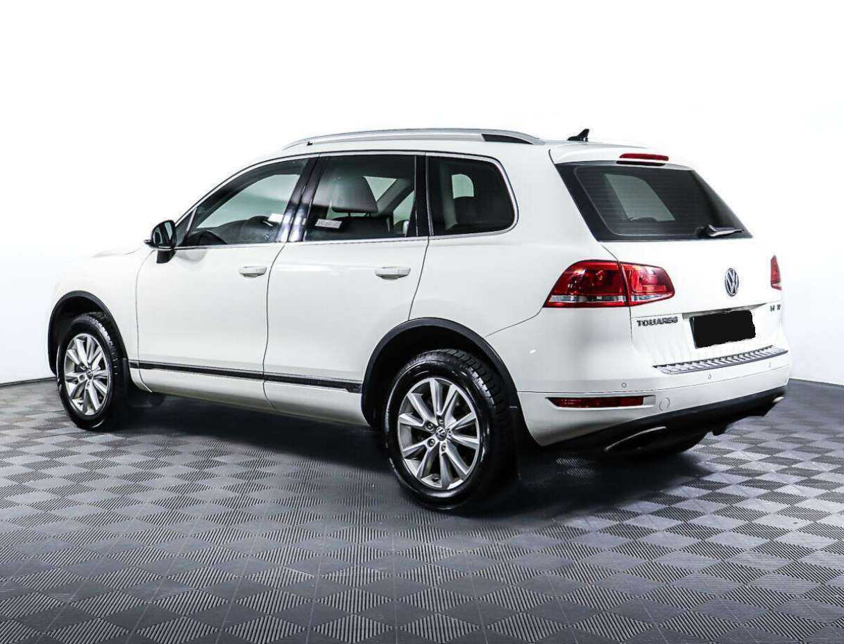 Купить Volkswagen Touareg с пробегом. Фото: #6