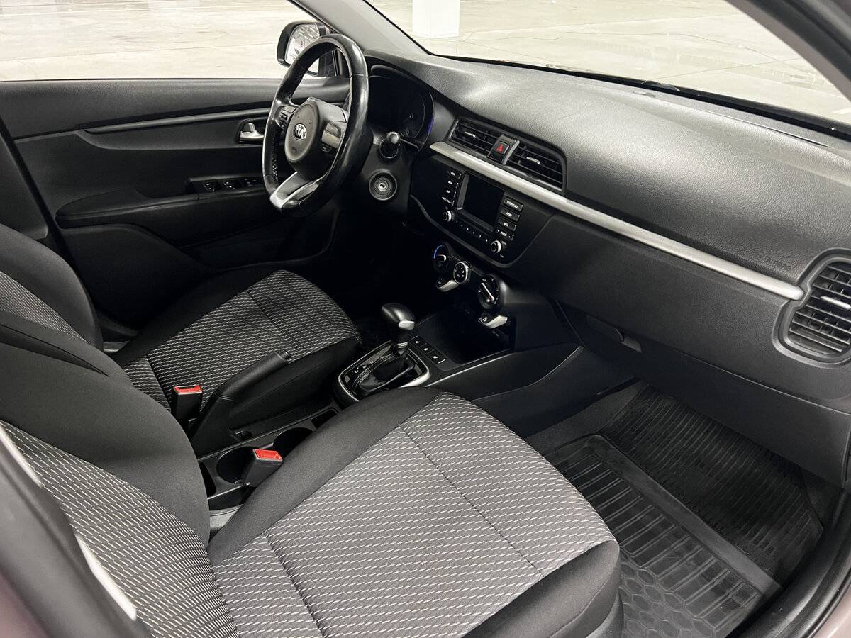 Купить Kia Rio с пробегом. Фото: #10