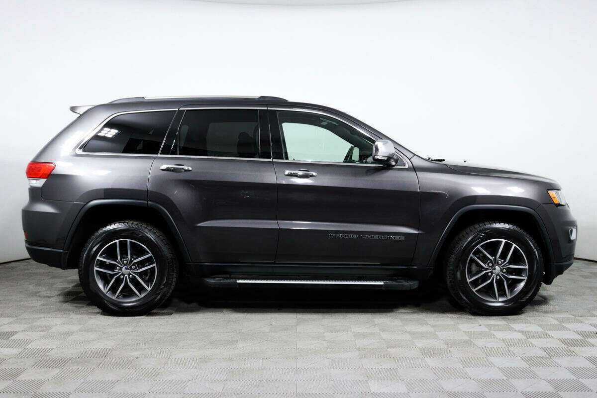 Купить Jeep Grand Cherokee с пробегом. Фото: #3
