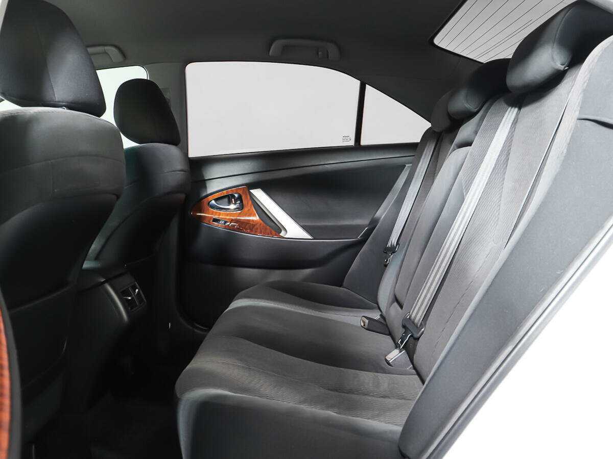 Купить Toyota Camry с пробегом. Фото: #9